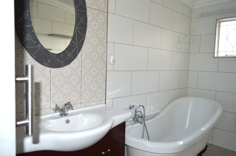 3 Bedroom Property for Sale in Flamwood North West